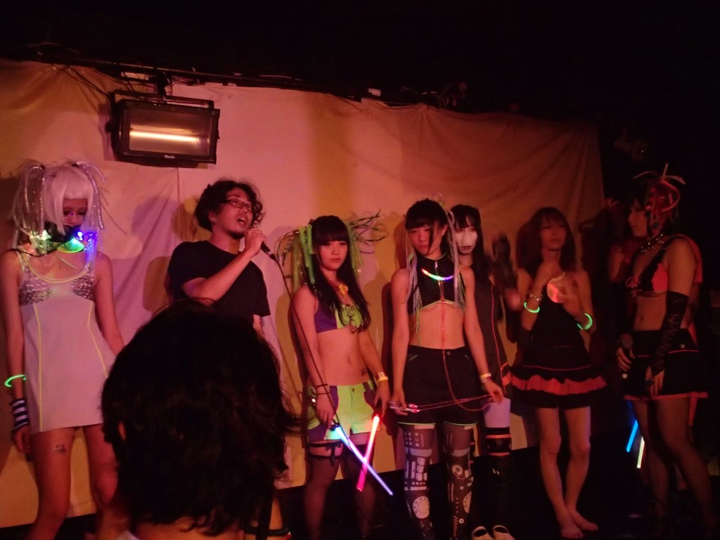 フェチフェス910(ナイト)体験レポート~真夏の新宿で繰り広げられる、フェチを愛する大人のためのオールナイトイベント~