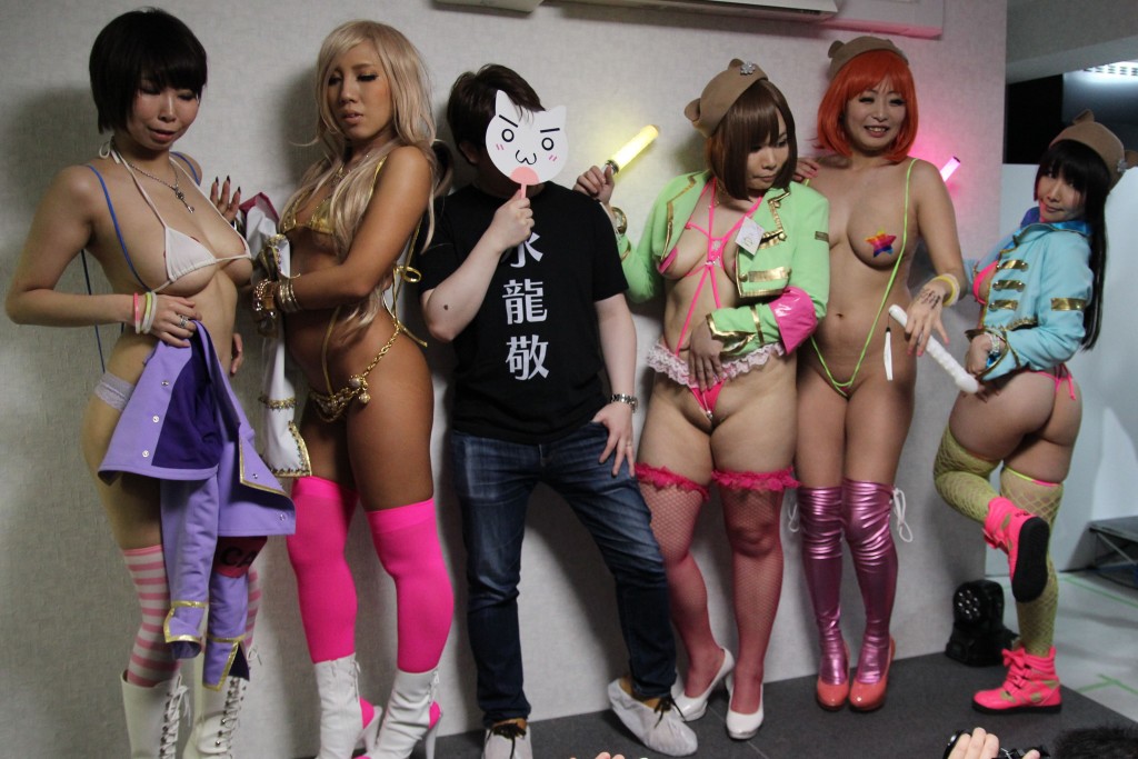 水龍敬ランドxフェチフェス<その1>~水龍敬先生のご活躍を振り返る~ありすの宝箱・水龍敬×ピンキーwebトークショー・絵本「裸の痴女王様」・ドスケベファッションコンテスト・エロティカルパレード~