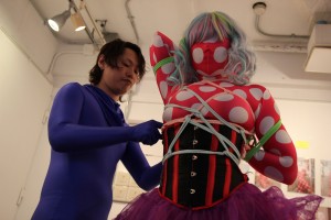 ZENTAI ART@原宿デザインフェスタギャラリー<その3>~ゼンタイ×ロープ ミニパフォーマンス 椿あると&渡邊みり