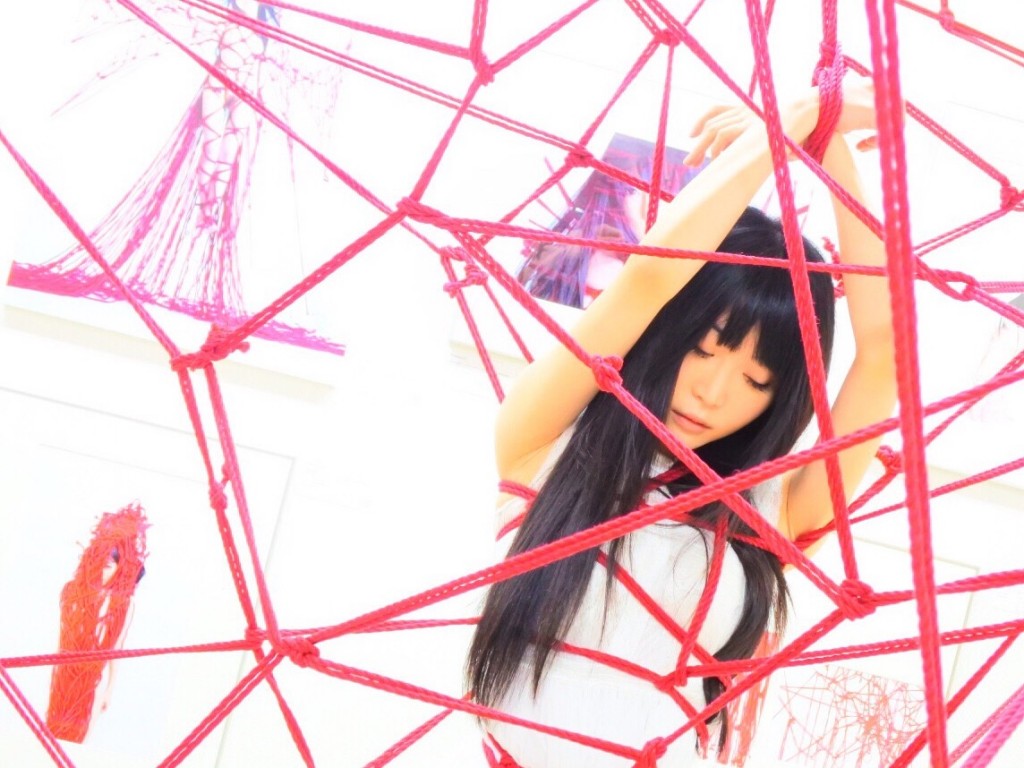【Red 一鬼のこ展】つながる運命の赤い縄を辿って。
